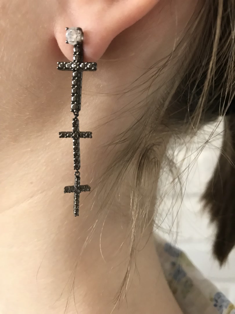 Моносерьга